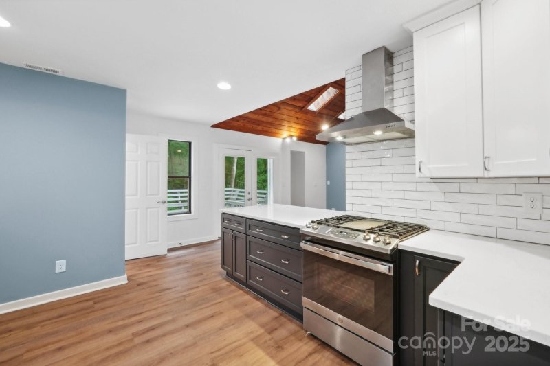 Property image 4 at 8338 Rittenhouse Circle, Charlotte, NC 28270