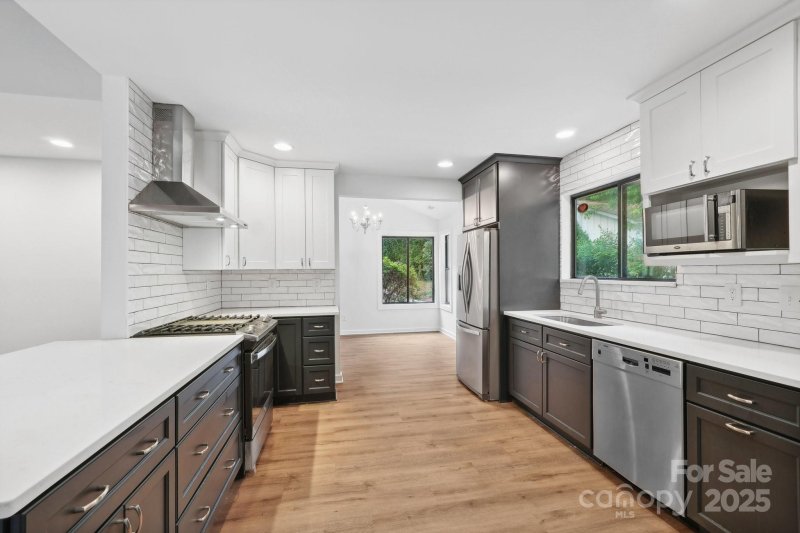 Property image 5 at 8338 Rittenhouse Circle, Charlotte, NC 28270