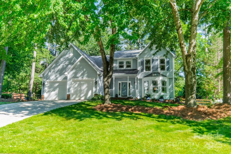 Property image 2 at 9920 White Cascade Drive, Charlotte, NC 28269