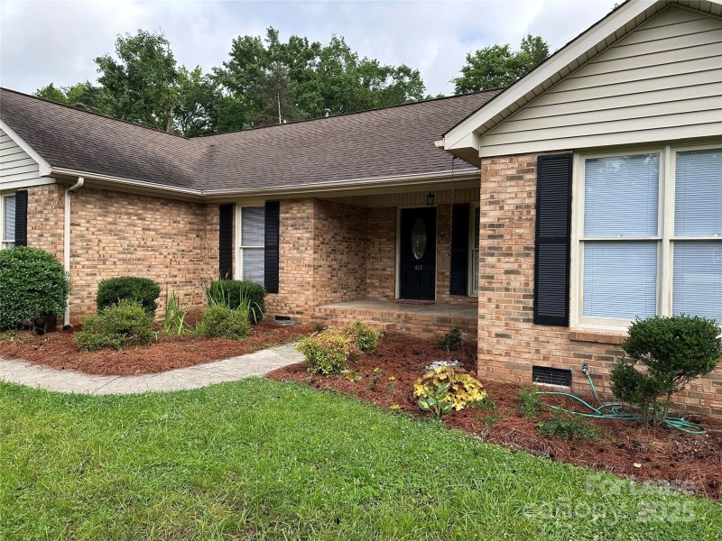 Property image 3 at 413 Parallel Drive, Harrisburg, NC 28075