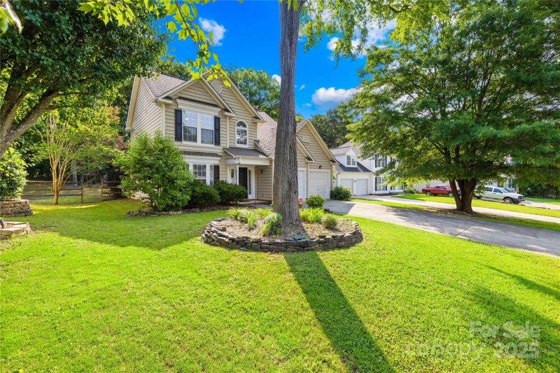 Property image 3 at 10908 Delsing Court, Charlotte, NC 28214