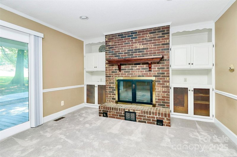 Property image 4 at 7852 Golf Course Drive, Denver, NC 28037