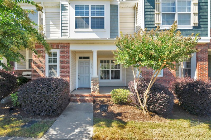 Property image 2 at 127 Walnut Cove Drive, Mooresville, NC 28117