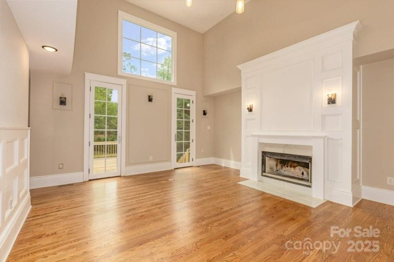 Property image 4 of 74 Eastmoor Drive in Eastmoor, Asheville, NC 28805