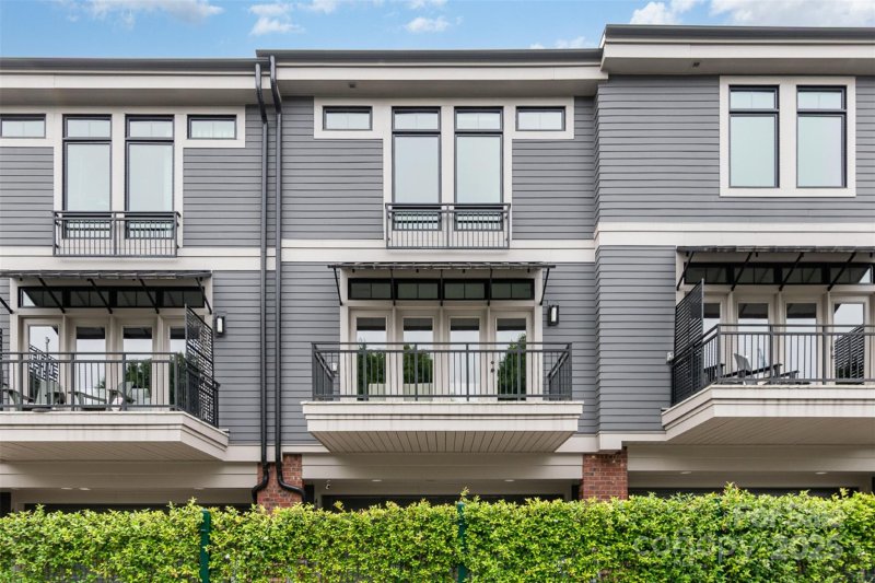 Property image 4 at 428 E 33rd Street, Charlotte, NC 28205