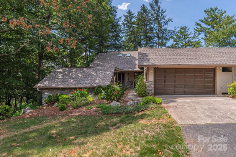 Property image 2 of 1101 Timber Trail in The Timbers, Asheville, NC 28804