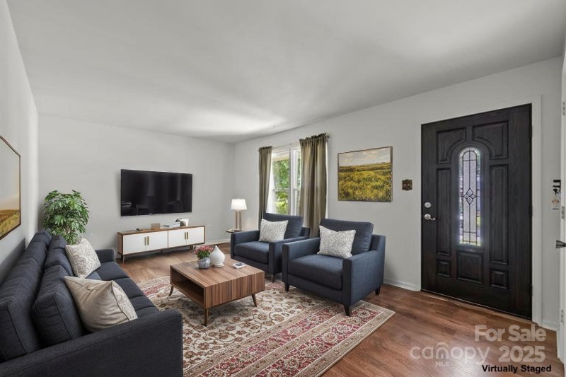 Property image 4 at 6231 Coach Hill Lane, Charlotte, NC 28212