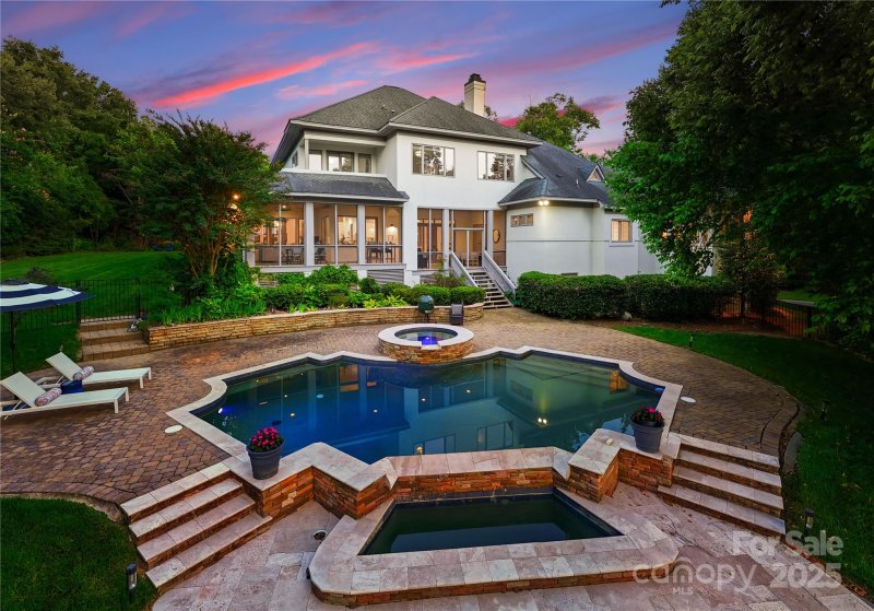 Property image 2 of 8813 Covey Rise Court in Challis Farm, Charlotte, NC 28226