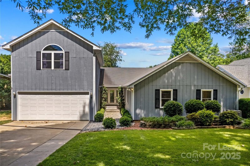 Property image 5 at 21112 Rio Oro Drive, Cornelius, NC 28031