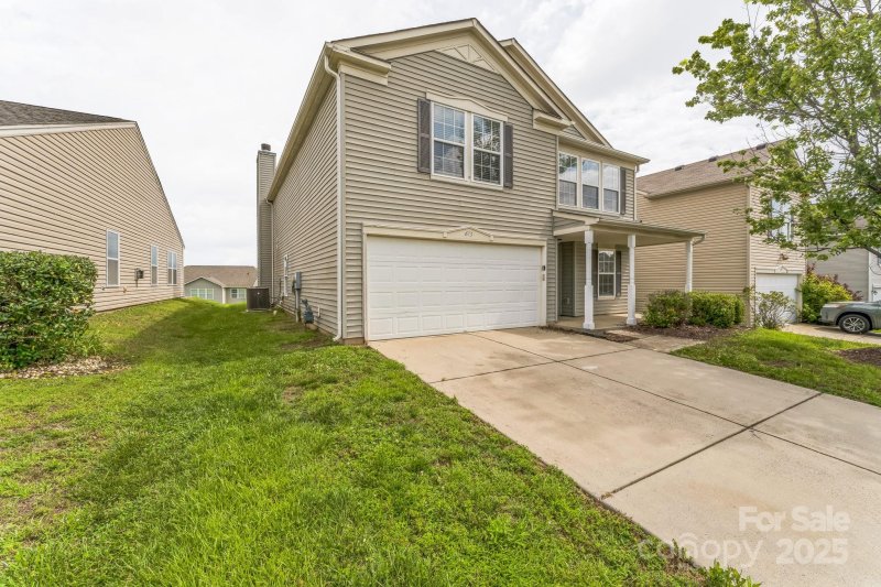 Property image 2 of 673 Shellbark Drive in Hallstead, Concord, NC 28025