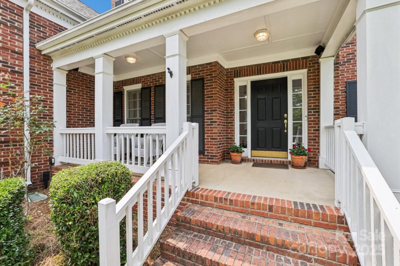 Property image 3 at 11103 Fountaingrove Drive, Charlotte, NC 28262