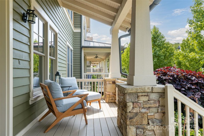 Property image 4 at 4 Fitzgerald Road, Black Mountain, NC 28711