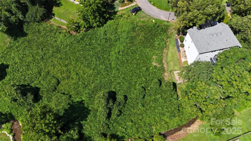 16 Village East Court