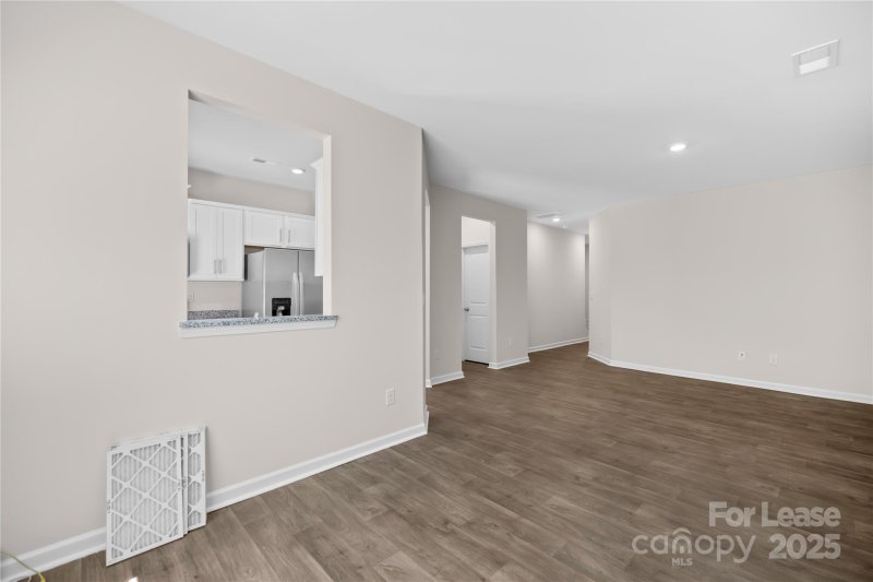 Property image 3 at 8113 Murray Branch Drive, Charlotte, NC 28216