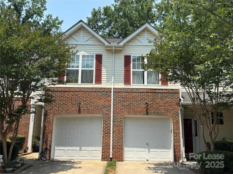 17047 Commons Creek Drive