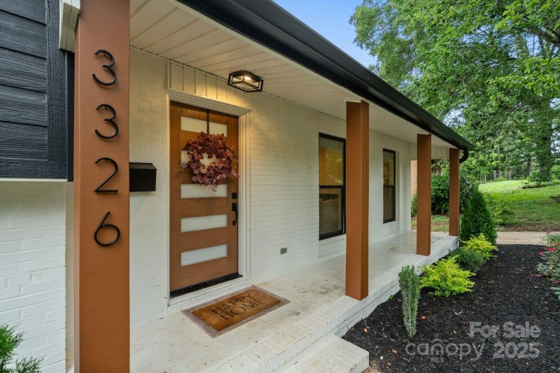Property image 3 at 3326 Winterfield Place, Charlotte, NC 28205