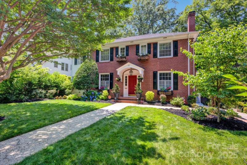 Property image 2 at 361 5th Street, Hickory, NC 28601