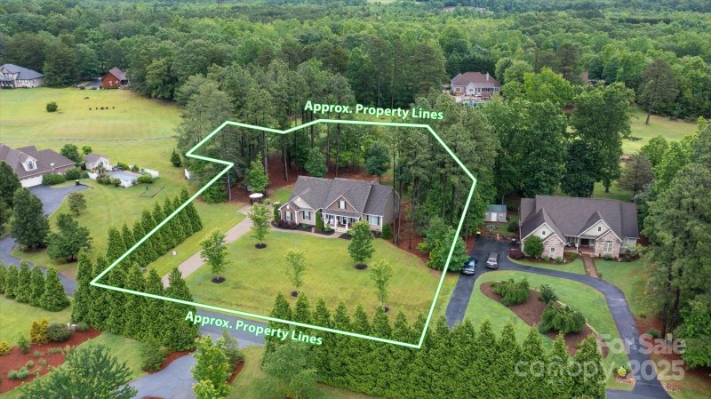 Property image 2 of 1224 Hooper Creek Road in Red Fox, Tryon, NC 28782