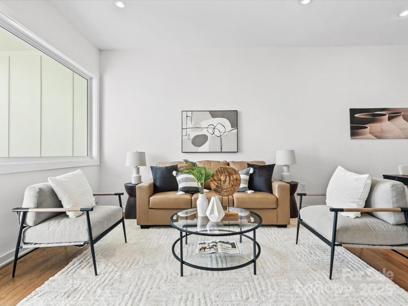 Property image 5 of 2653 Shenandoah Avenue in Chantilly, Charlotte, NC 28205