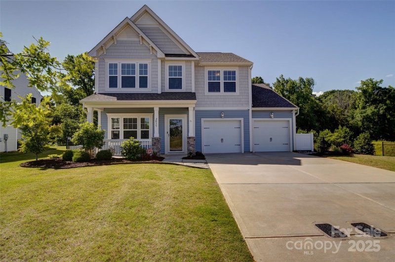 Property image 2 of 2035 Beacon Avenue in Creeks Landing, Monroe, NC 28110