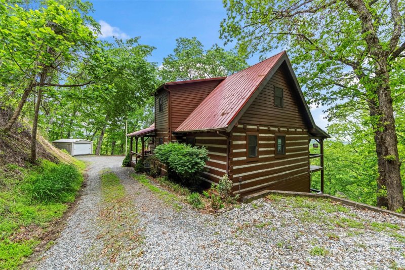 Property image 4 of 260 Smoky View Drive in Village View, Bryson City, NC 28713
