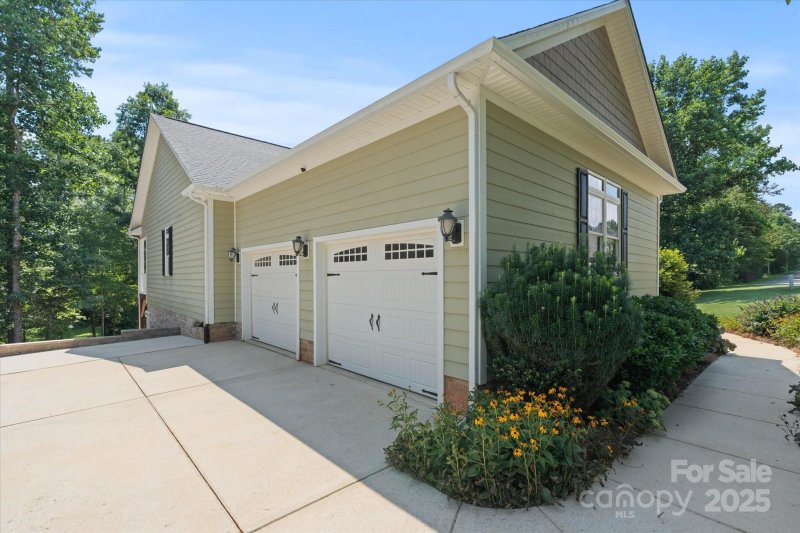 Property image 5 at 1819 Brompton Court, Newton, NC 28658