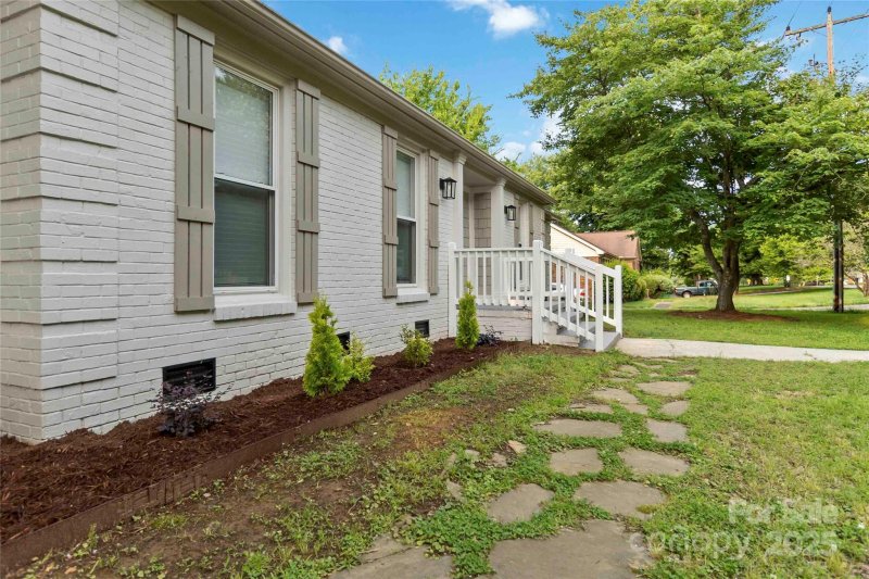 Property image 4 at 3801 Rea Road, Charlotte, NC 28226