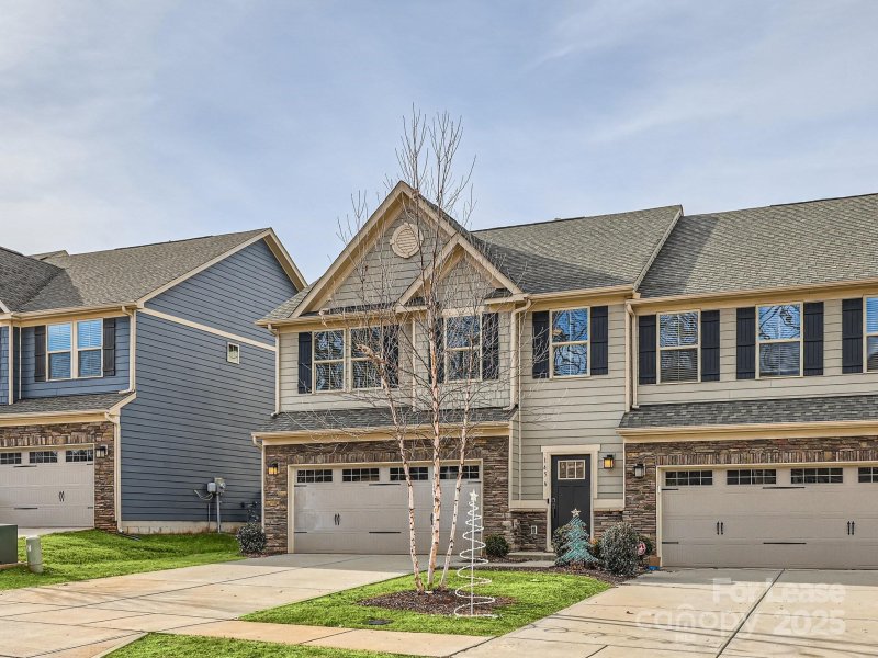 Property image 2 at 145 Beacon Drive, Mooresville, NC 28117