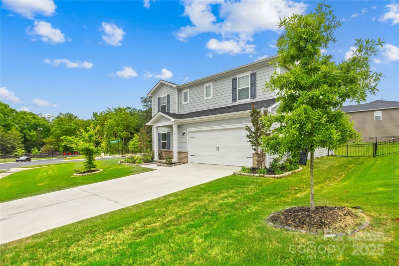 Property image 2 at 12116 Camden Hurst Road, Charlotte, NC 28278