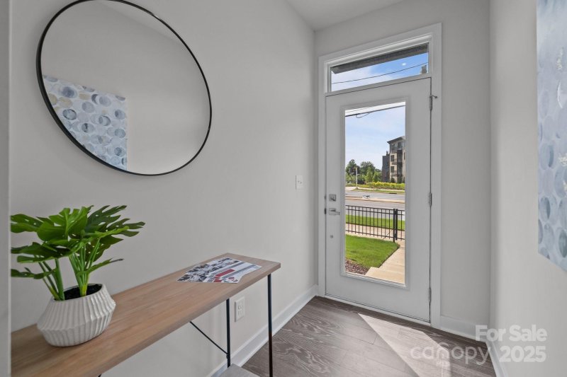 Property image 4 of 3737 S Tryon Street in South Tryon Townhomes, Charlotte, NC 28217
