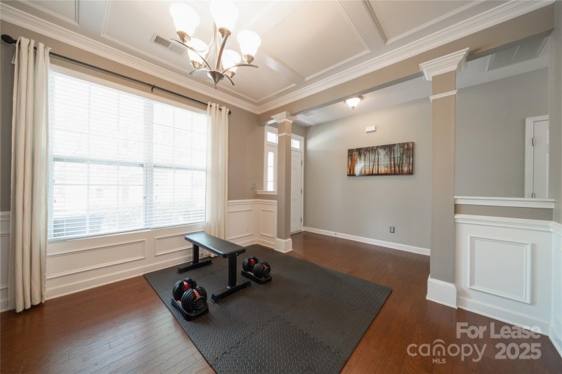 Property image 5 at 4938 El Molino Drive, Charlotte, NC 28214