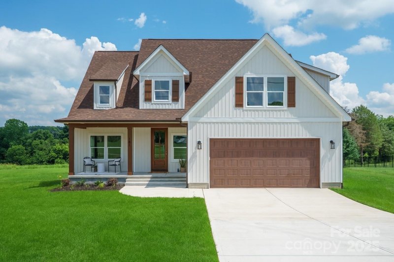 Property image 2 of 181 Lone Pine Road in Carson Creek, Statesville, NC 28625