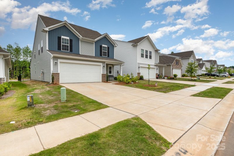 Property image 2 at 2317 Trollinger Drive, Catawba, NC 28609