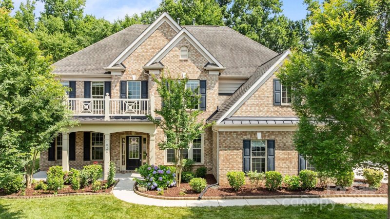 Property image 3 at 10508 Kristens Mare Drive, Charlotte, NC 28277