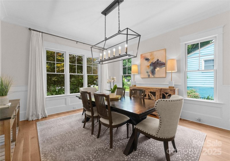 Property image 5 of 2941 Forest Park Drive in Myers Park, Charlotte, NC 28209