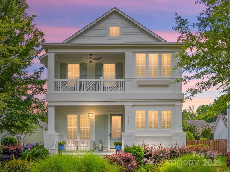 790 Herrons Ferry Road