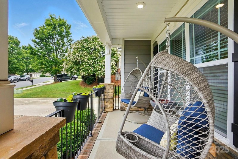 Property image 2 of 9511 Spurwig Court in The Palisades, Charlotte, NC 28278