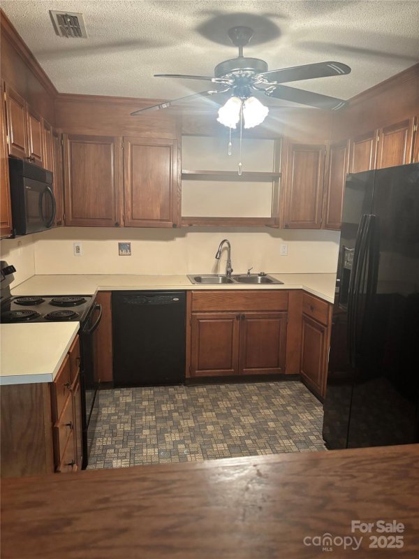 Property image 3 at 550 Camrose Circle, Concord, NC 28025