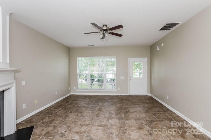 Property image 4 at 2517 Wingdale Drive, Charlotte, NC 28213