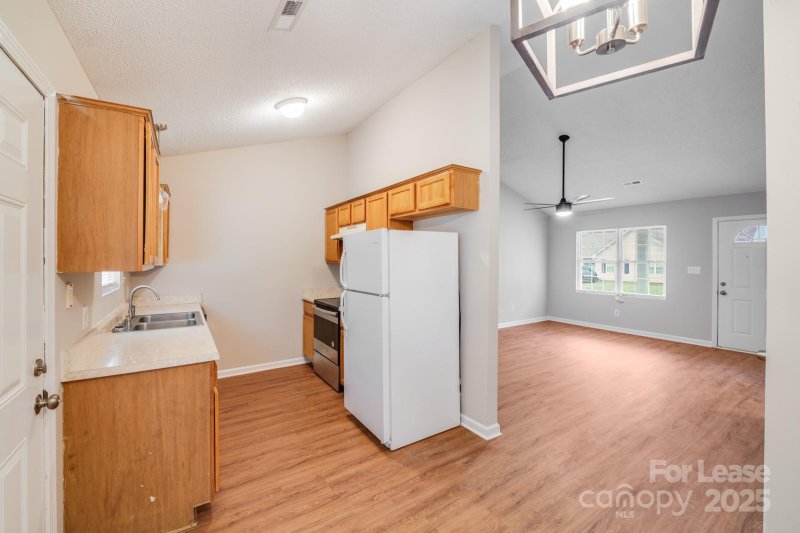 Property image 5 at 2232 Blue Hampton Lane, Charlotte, NC 28213