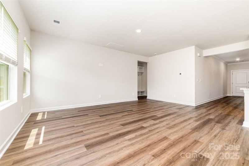 Property image 5 of 164 Shepherds Landing Drive in Shepherds Landing, Mooresville, NC 28115