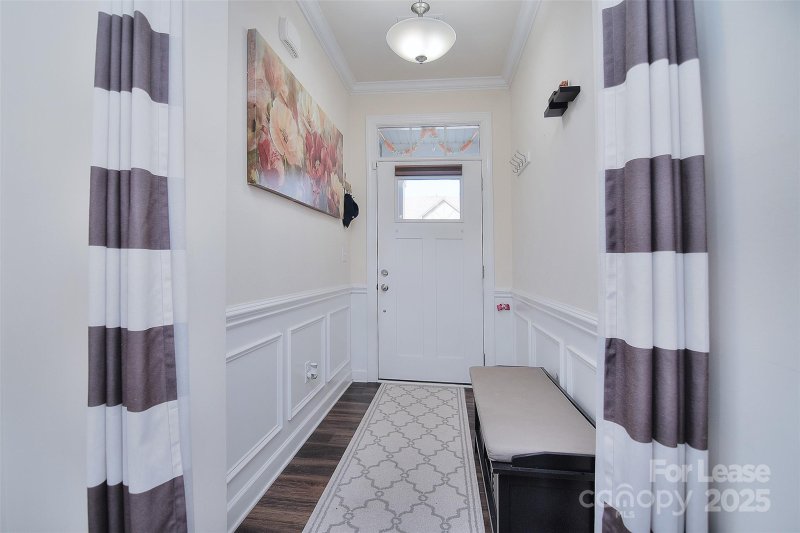 Property image 2 at 9245 Glenburn Lane, Charlotte, NC 28278