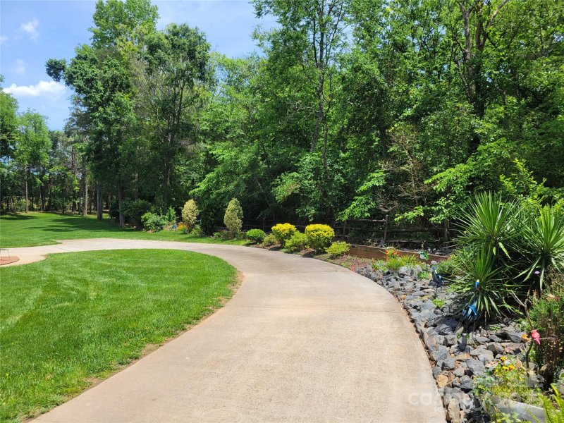 Property image 2 at 2777 Old South Court, Concord, NC 28027