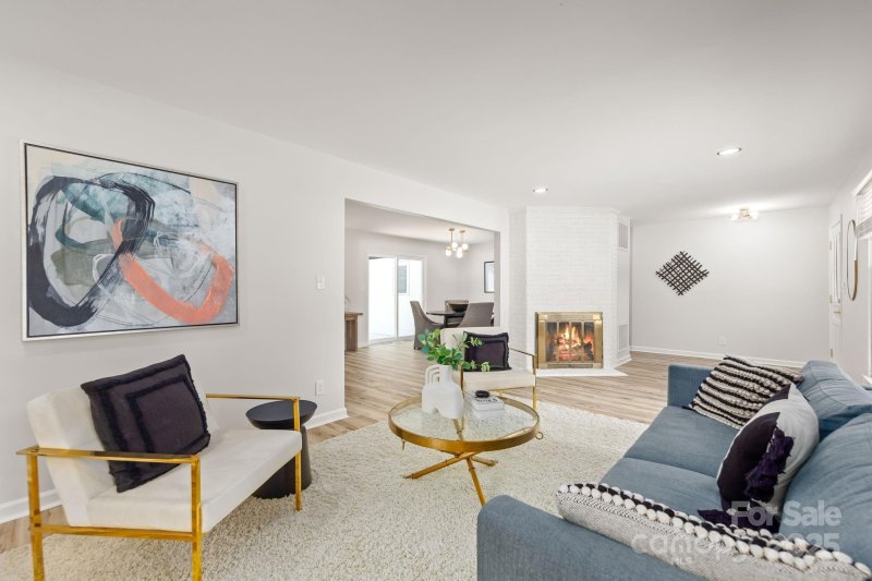 Property image 2 at 4913 Seacroft Road, Charlotte, NC 28210