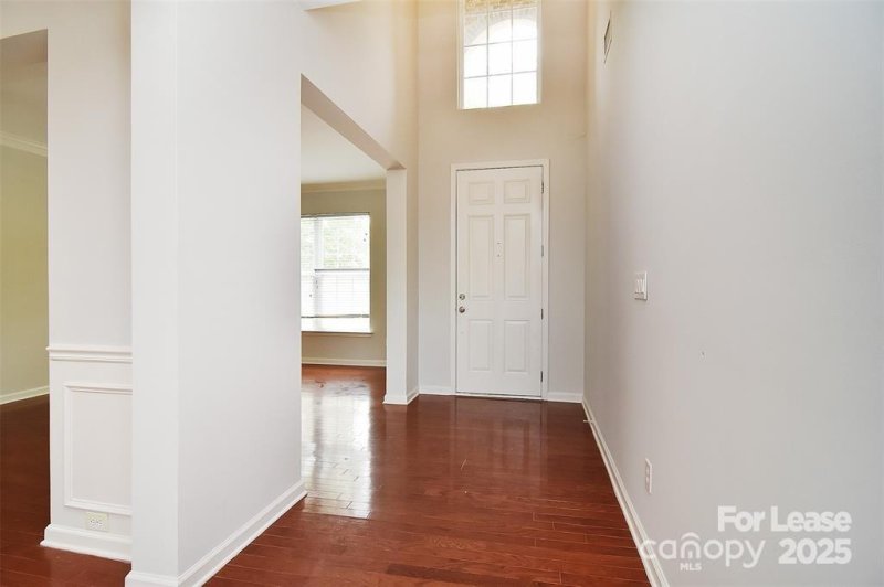 Property image 2 of 3401 Daniel Place Drive in Old Stone Crossing, Charlotte, NC 28213