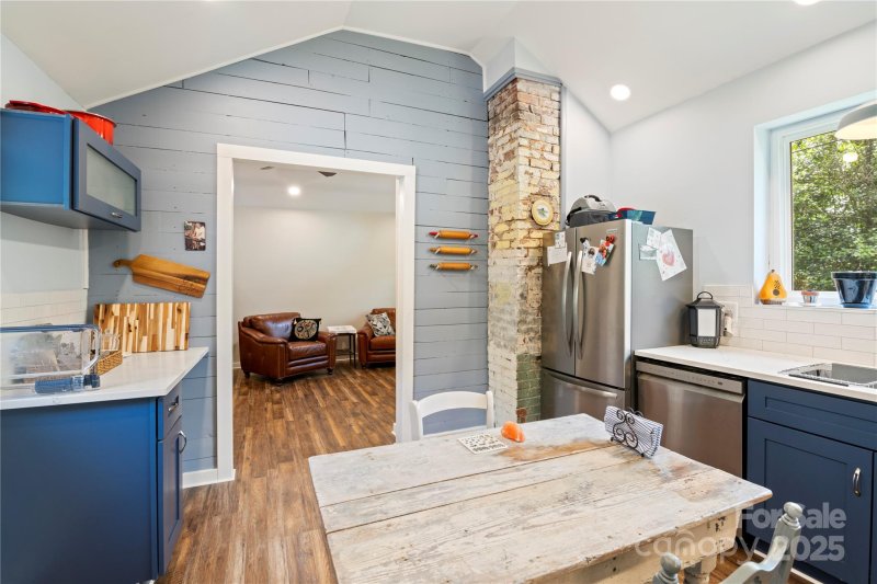 Property image 5 at 111 Altamahaw Avenue, Black Mountain, NC 28711