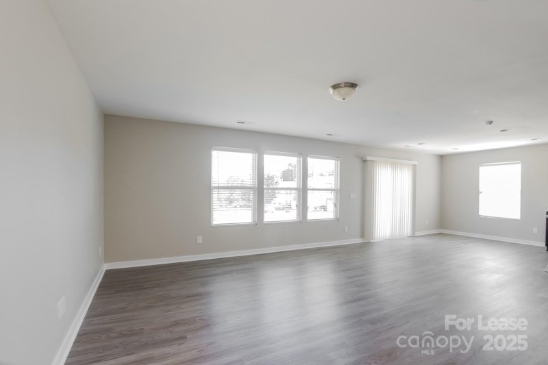 Property image 4 at 6802 Nathan Drive, Charlotte, NC 28269