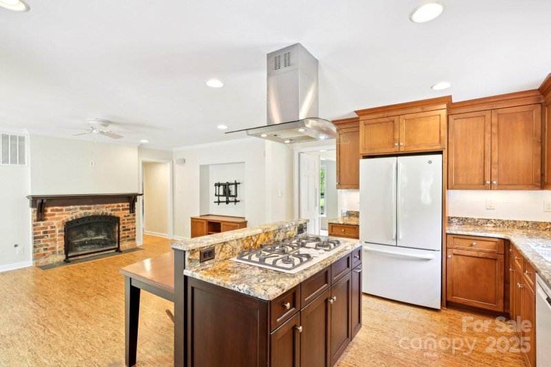 Property image 2 at 3916 Blowing Rock Way, Charlotte, NC 28210