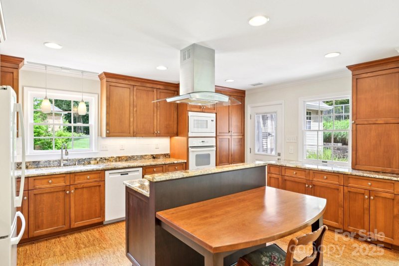 Property image 4 at 3916 Blowing Rock Way, Charlotte, NC 28210