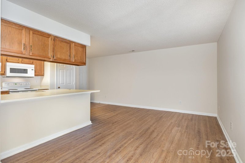 Property image 3 at 6203 Rosecroft Drive, Charlotte, NC 28215